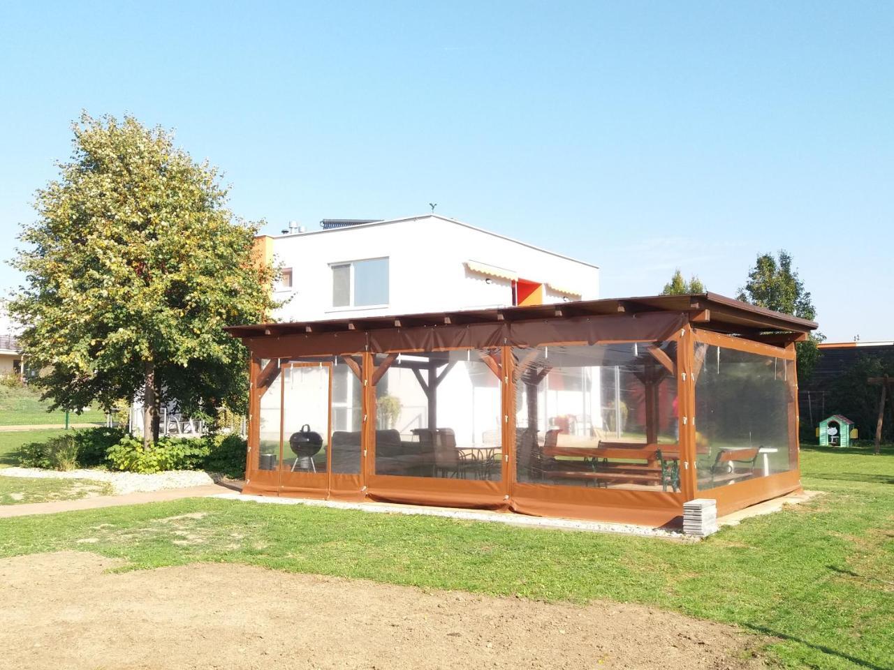 Vila Moravia Pasohlávky Exterior photo